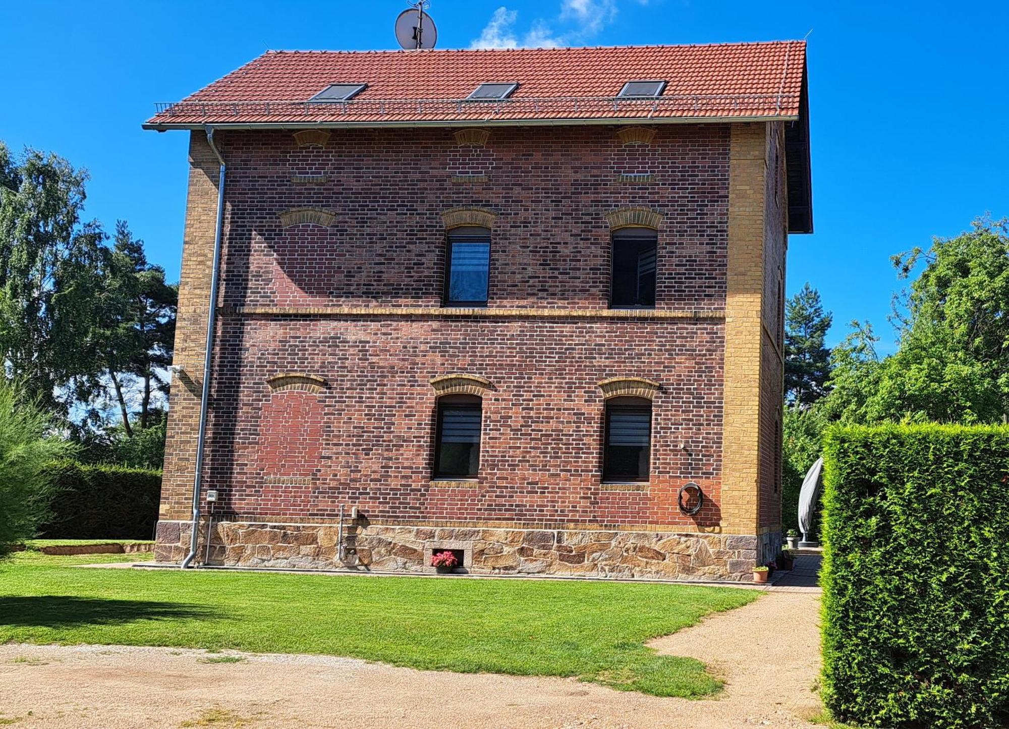 Ferienwohnung Am Viaduktweg Familie Roman Langenleuba-Niederhain Exterior photo